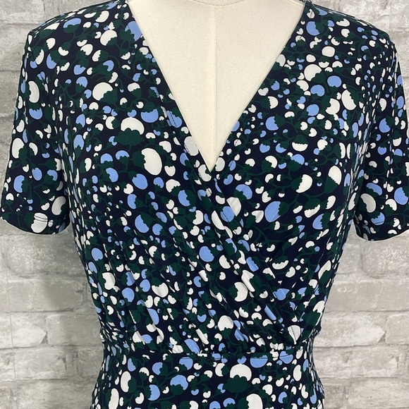 Lark & Ro V-Neck Short Sleeve High Waist Printed A-line Dress - Picture 2 of 7